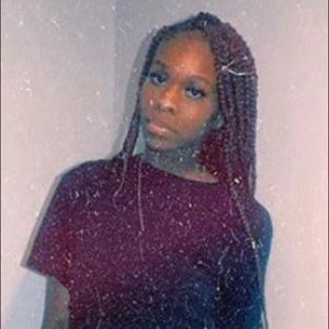 Meet your Posher, Aleeta